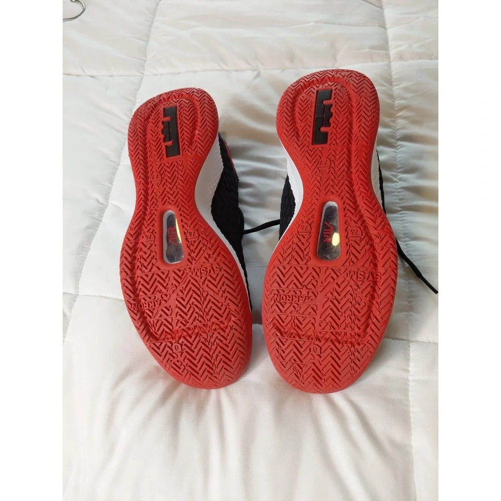 Lebron Witness 3 BQ9819-001 Black‎ Red Mens Size 9